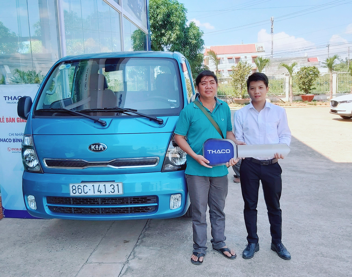 Hình ảnh giao xe cho khách14