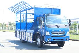 XE TẢI MITSUBISHI FUSO FI170 TẢI TRỌNG 8.3 TẤN THÙNG DÀI 6 MÉT 1
